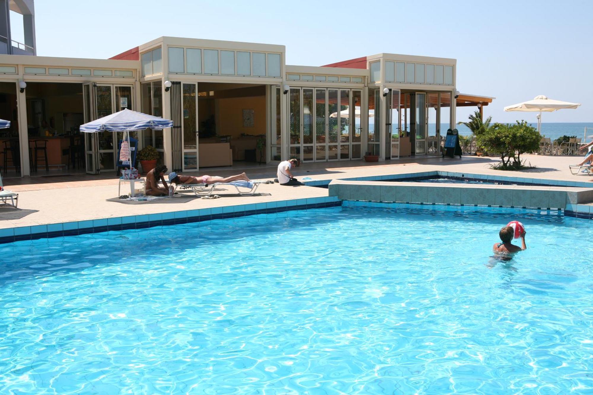 Hotel Kathrin Beach Adelianos Kampos Eksteriør billede